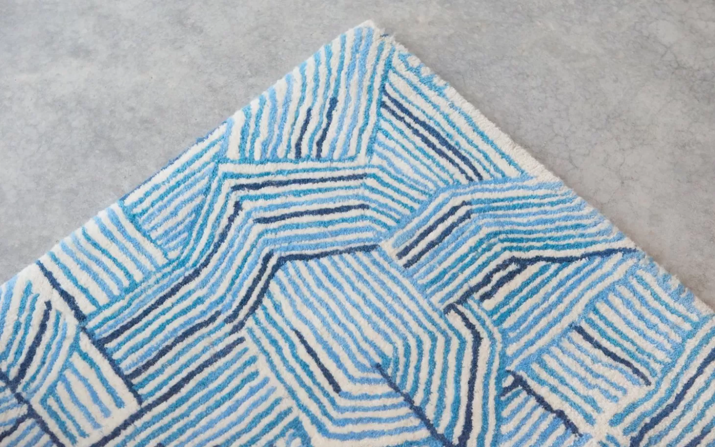 Blue Line Rug^Donna Wilson Best Sale