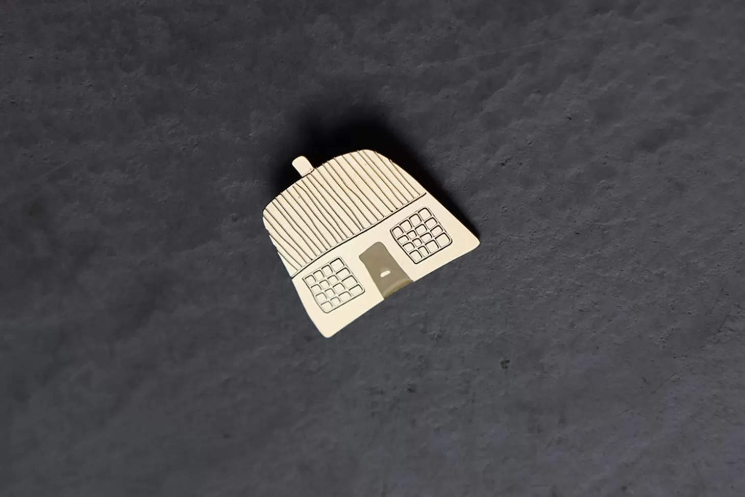 Cottage Pin - Titlee X ^Donna Wilson Online